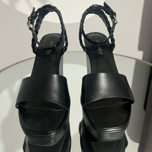 Nine West Black Platform Sandals